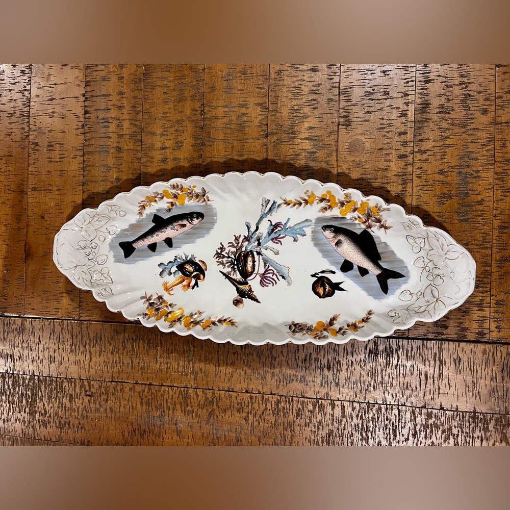 Late 1880s Marx & Gutherz Carlsbad Fish Tray/Platter & Matching Set of 6 Plates